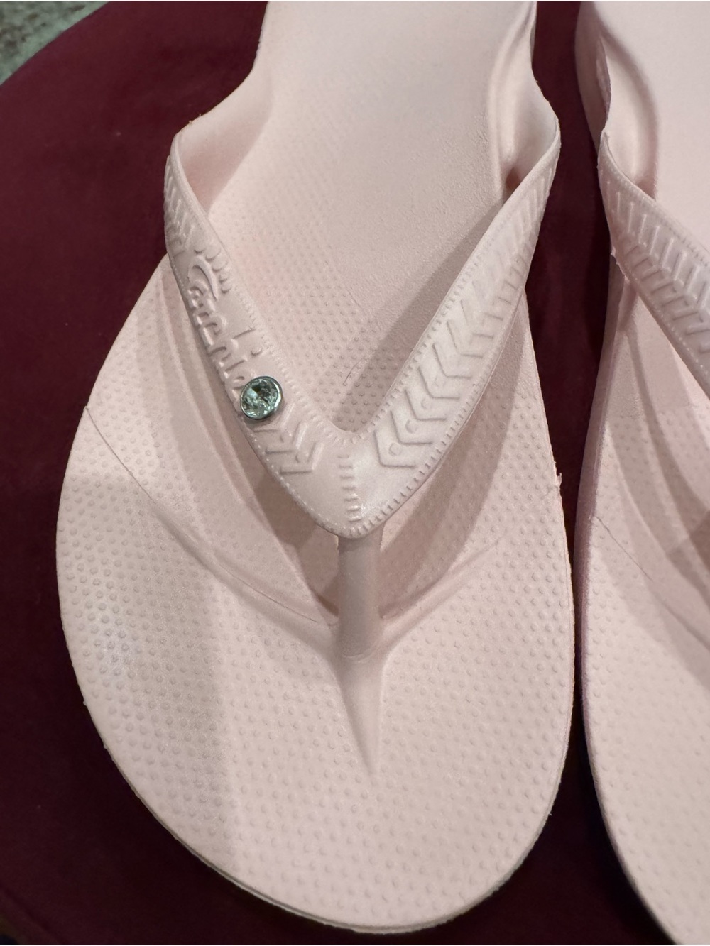 Women’s Light Pink Flip Flop Sandals - Picture 3 of 4